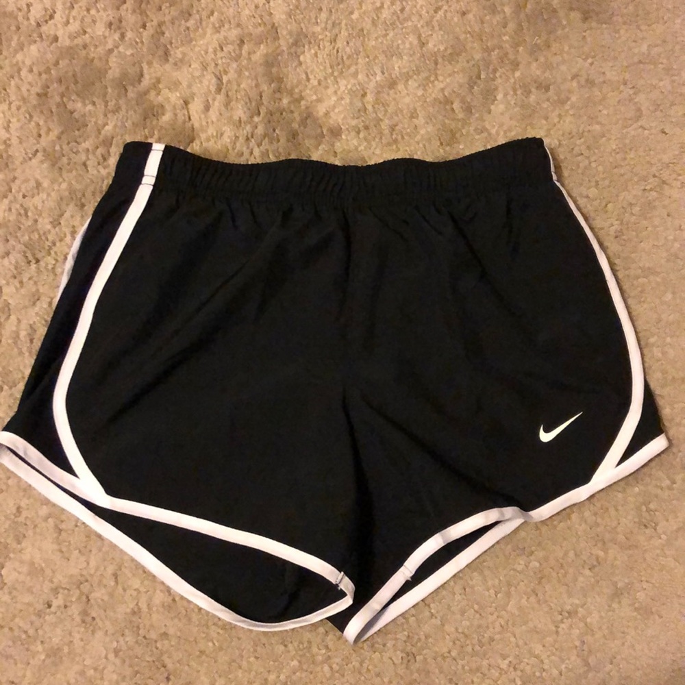 Nike Black Classic Shorts Children’s Medium